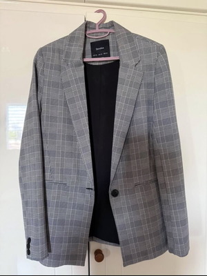 Bershka Grey Blazer Like New