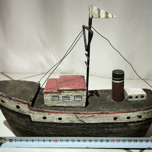 Wooden decorative ships like new, set of three