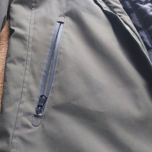 Men's thick jacket like new, khaki color, size XL