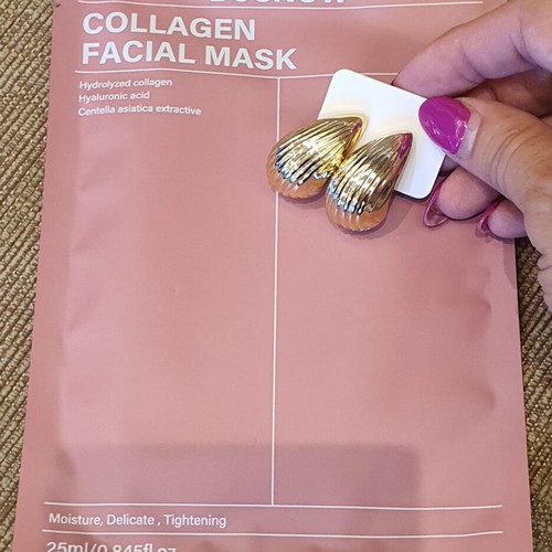 Collagen Facial Mask set with gift gold acrylic drop earrings new
