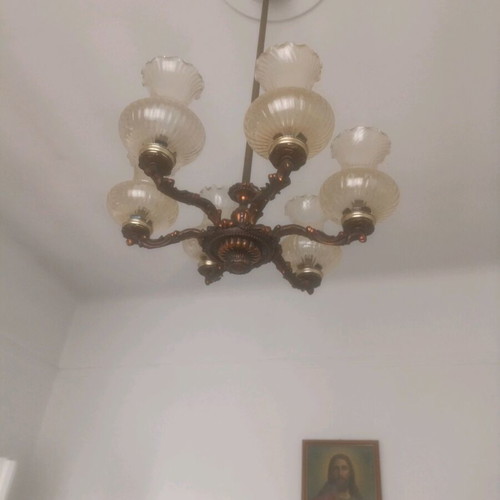 Bronze chandelier like new with six lights