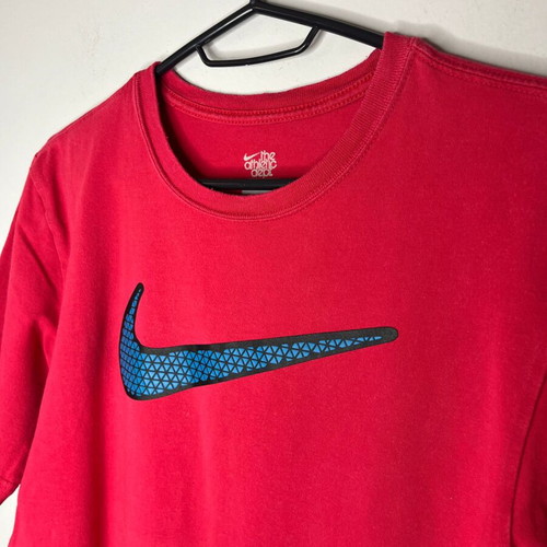 Nike Classic Swoosh T-shirt like new, size S, red