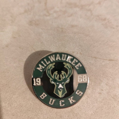 Pin Milwaukee Bucks new, authentic