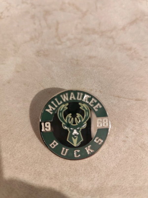 Pin Milwaukee Bucks καινούργιο, γνήσιο