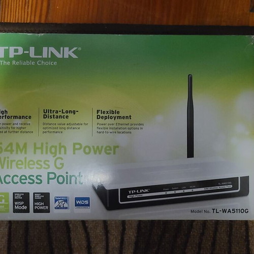 Access Point TP-Link TL-WA5110G used with PoE injector and antenna