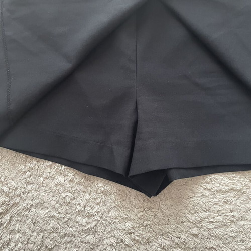 Zara shorts skirt M like new, black