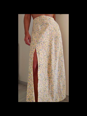 Shein midi skirt with side slit, floral pattern, yellow