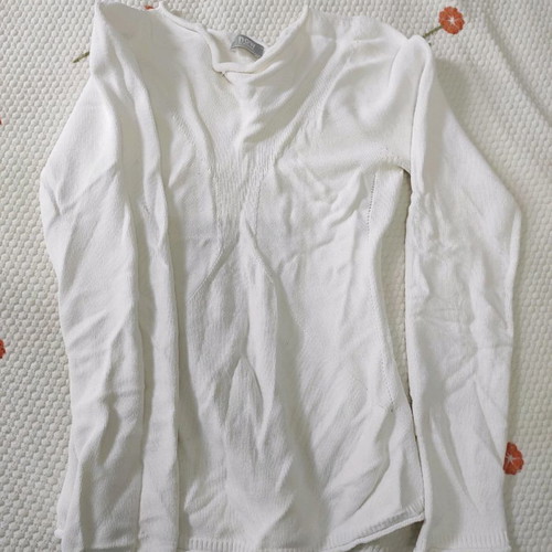 Basic white knitted long sleeve top one size in excellent condition