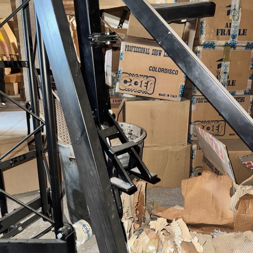 Crane for Truss Stage Setup like new