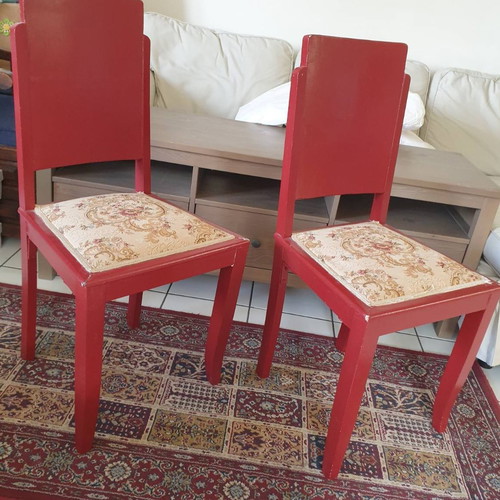Wooden dining chairs used, pack of 6, red color