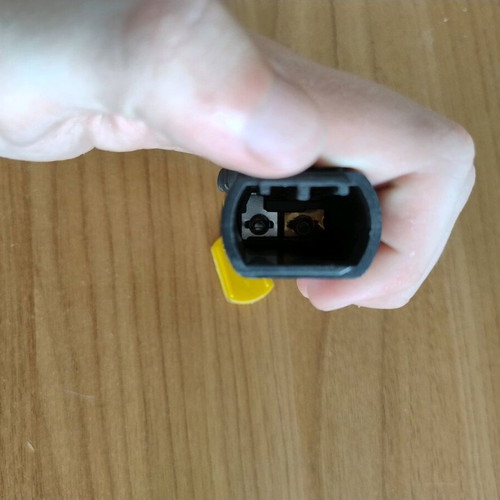 Portable flashlight with adjustable head used