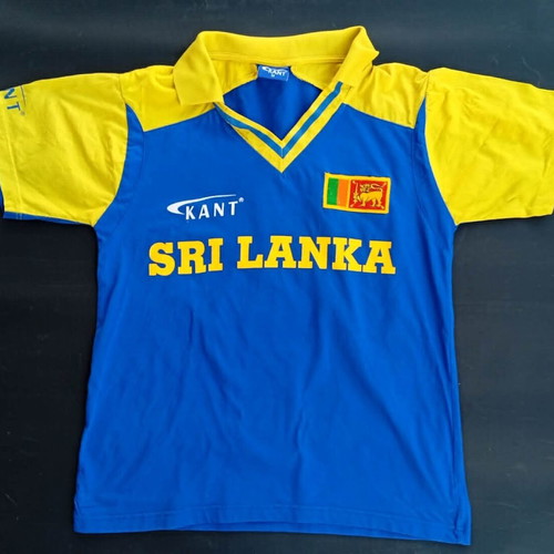 Sri Lanka National Cricket Team Jersey 2011 like new, authentic