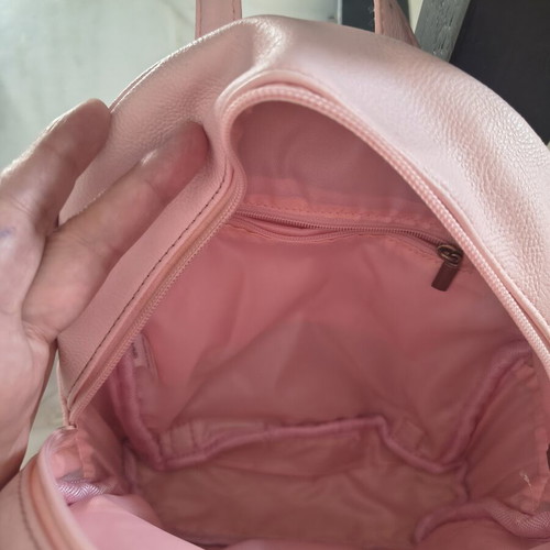 Children's backpack with unicorn design, like new, pink