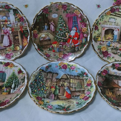 Royal Albert Christmas Collection plate set 6 pieces new bone china