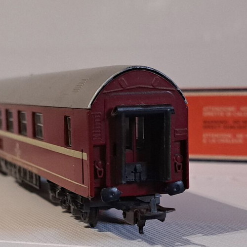 Lima HO DB TEN passenger coach like new