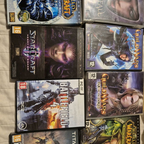 PC Games Bundle with World of Warcraft, StarCraft II, Battlefield 4, Titanfall 2