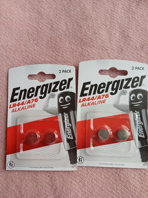 Energizer LR44/A76 small alkaline batteries, sealed
