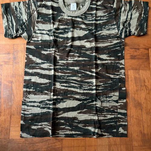 Military men's clothes like new, set with shirts and socks