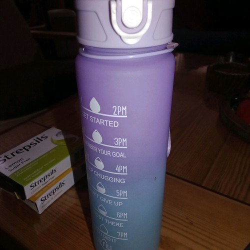Plastic water bottle new 750 ml