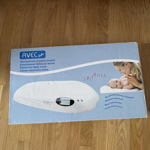 AVEC bébé electronic baby scale like new with music function
