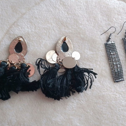 Earrings 2 pairs used, beautiful pieces