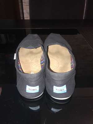 TOMS shoes used, size 45, black casual