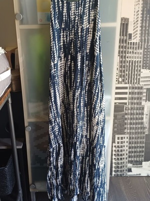 Zara long dress with ruffles and shell details like new, blue, size M