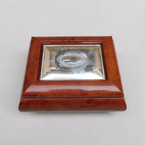 Music box wooden with silver front Japanese made Sankyo