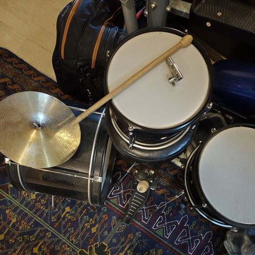 Granite Kids Drum Set used with stool and hardware missing