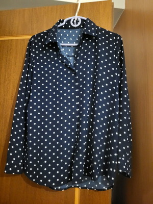 Celestino polka dot shirt like new, size L, blue