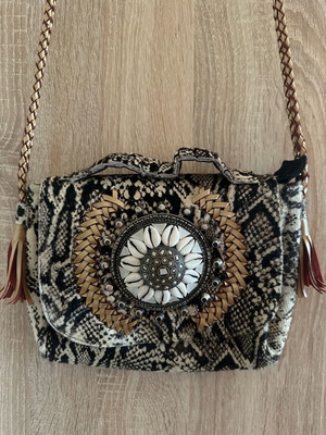 Boho shoulder bag animal print snake leather like new