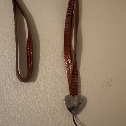 Moschino leather neck lanyard like new, brown