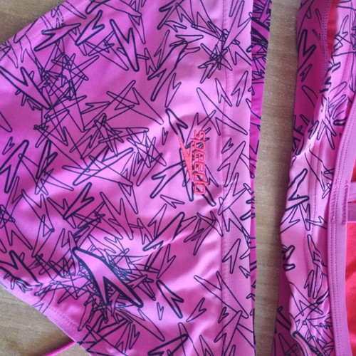Speedo swimsuit like new, suitable for swimming pool, kids'
