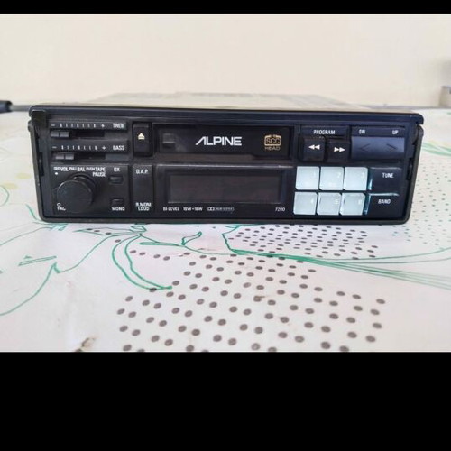 Alpine 7280 vintage car cassette player like new