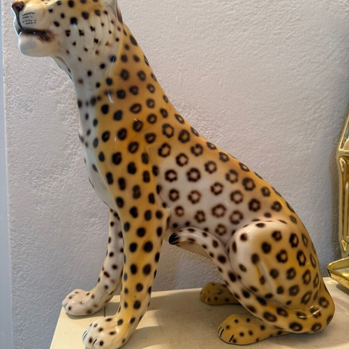 Decorative Vintage Ceramic Leopard Statue by Giovanni Ronzan like new
