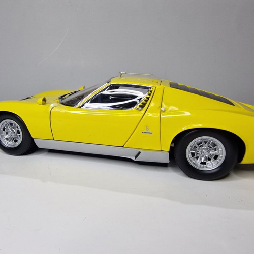 Kyosho Lamborghini Miura P400S Metal Model Scale 1:18 New
