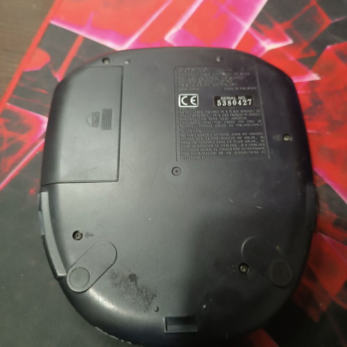 Sony Discman D-151 CD player used for parts or repair
