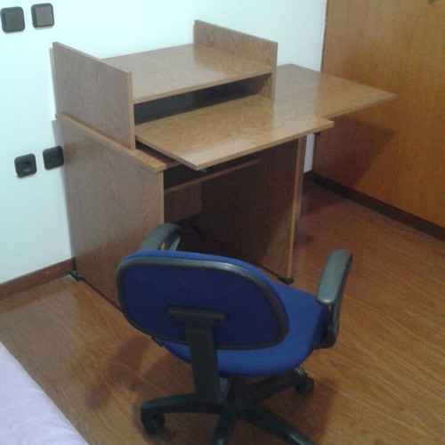 Computer desk with extension and chair like new