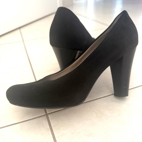 Nak women's pumps size 40 black like new