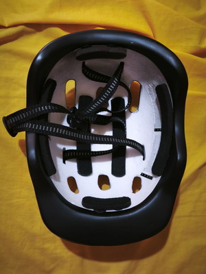 Bicycle helmet medium like new