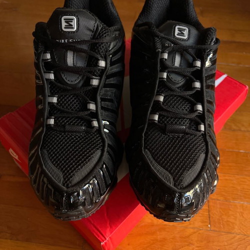 Nike Shox 46 new black sneakers