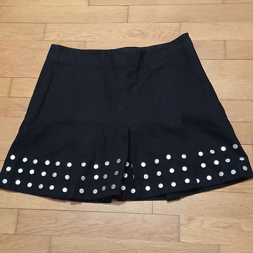 Kookai black mini skirt with pleats and decorative studs size small like new