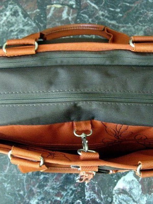 American Tourister Τσάντα Laptop 15.6 μεταχειρισμένη, καφέ με πορτοκαλί