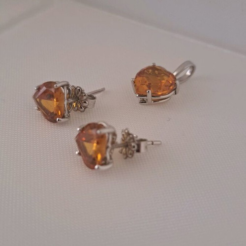 Earrings and pendant set white gold k14 with synthetic topaz heart