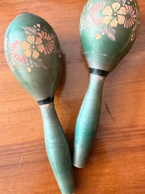Maracas handmade vintage used, wood, 20cm