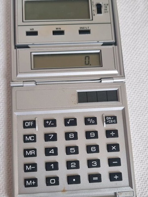 Vintage Philip Morris Collectible Watch-Calculator used, metal case