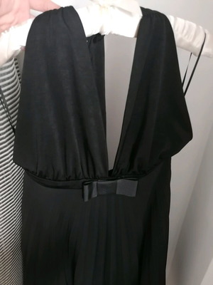 Bianco halter dress with open back, pleated skirt, like new, black, size M