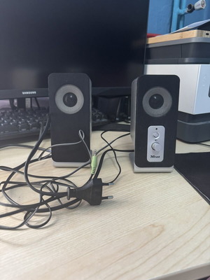 Ηχεία υπολογιστή Trust 2.0 Stereo σαν καινούργιο, καθαρός ήχος, έλεγχος έντασης