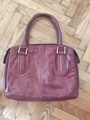 Vintage leather handbag