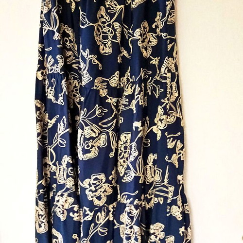 Maxi brocade skirt like new, blue and white